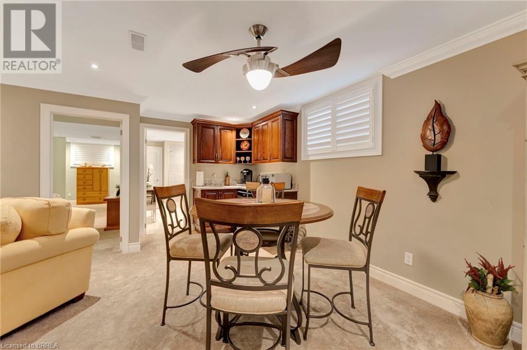 Photo 6 of 158 Willow Street Unit 23, Paris ON