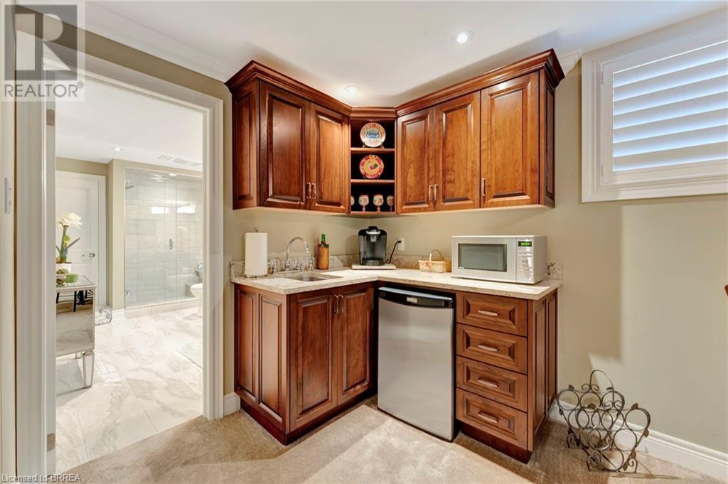 Photo 41 of 158 Willow Street Unit 23, Paris ON