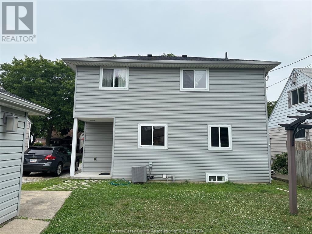 Photo 13 of 1745 Labadie, Windsor ON