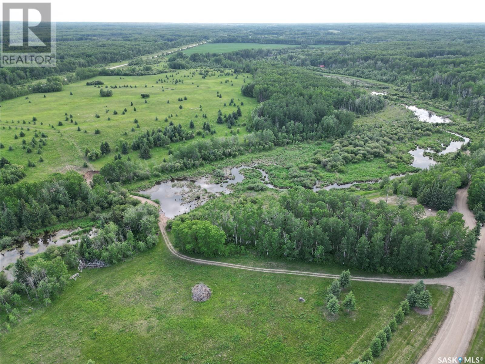 Photo 17 of Paradis Cunningham Quarter, Lintlaw SK
