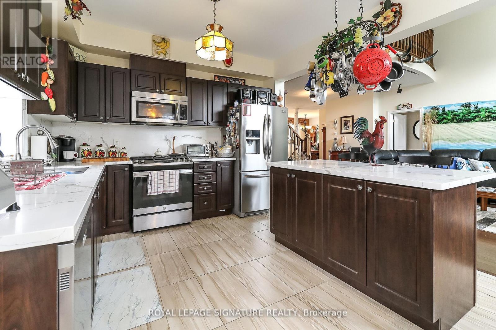 Photo 23 of 48 Allegra Drive, Wasaga Beach ON