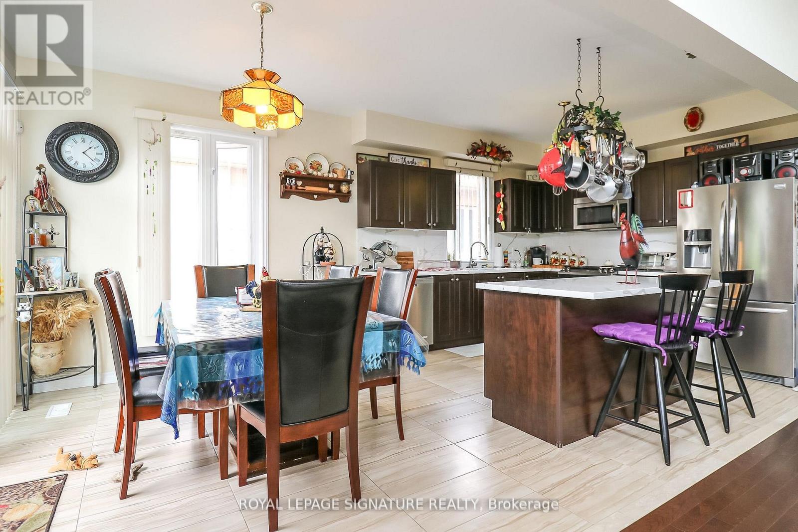 Photo 25 of 48 Allegra Drive, Wasaga Beach ON