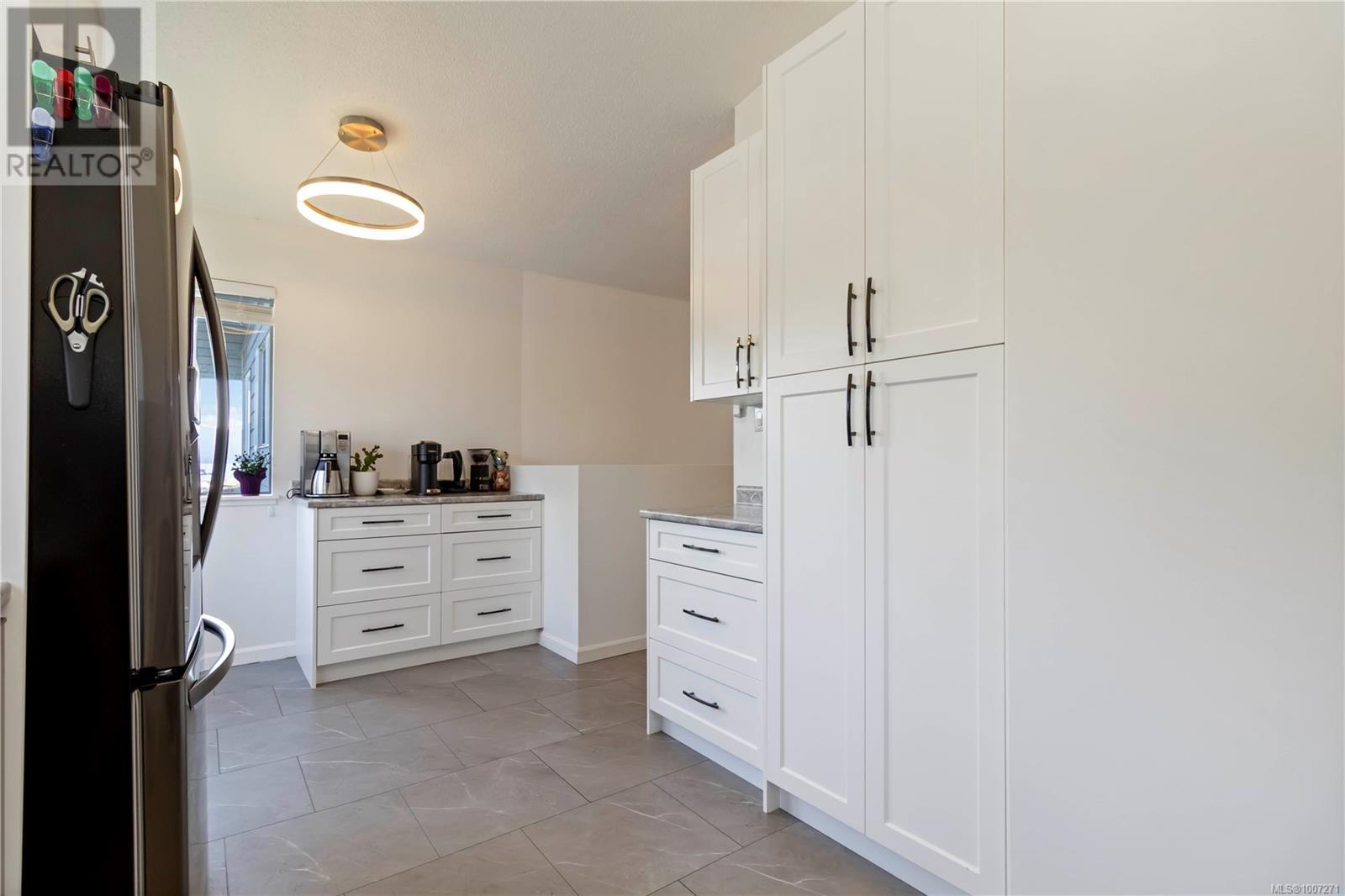 Photo 20 of 2 6110 Seabroom Rd, Sooke BC