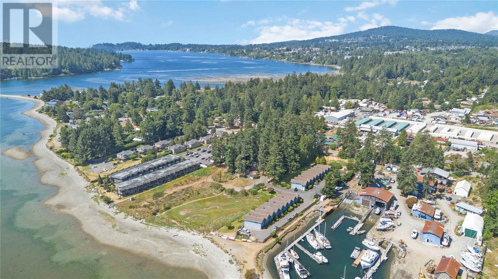 Photo 3 of 2 6110 Seabroom Rd, Sooke BC