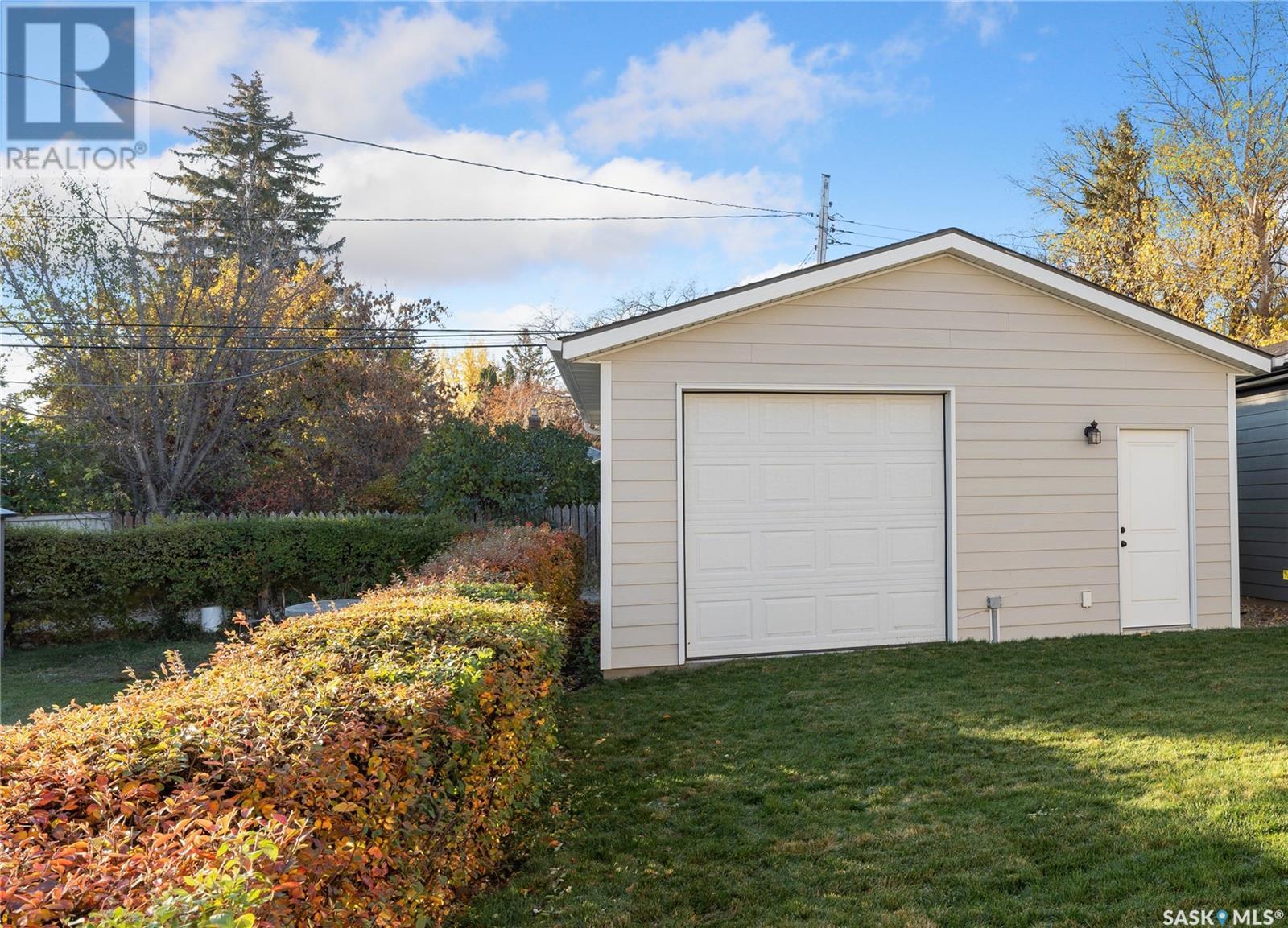 Photo 21 of 1336 Colony Street, Saskatoon SK