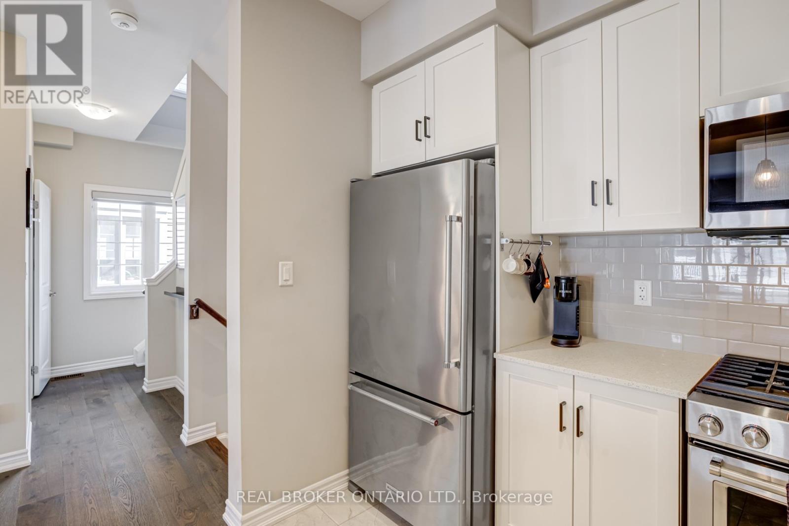 Photo 26 of 49 377 Glancaster Road, Hamilton ON
