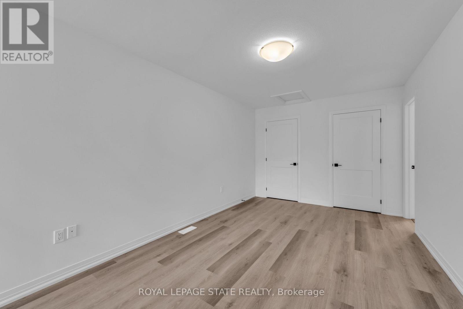 Photo 28 of 90 461 Blackburn Drive, Brantford ON