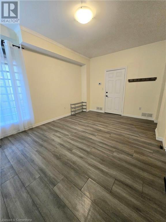 Photo 10 of 5106 Morrison Street Unit Main Floor, Niagara Falls ON