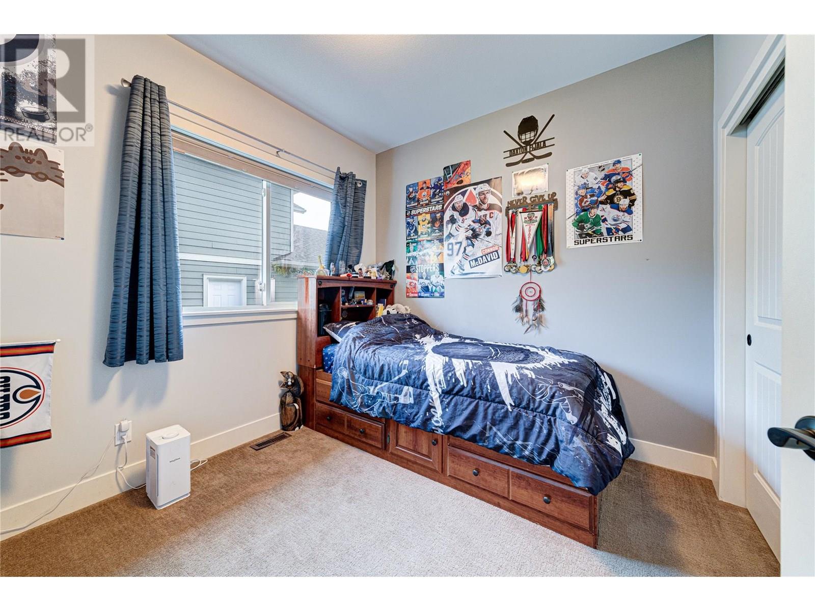 Photo 16 of 1327 Cherrywood Boulevard, Sparwood BC