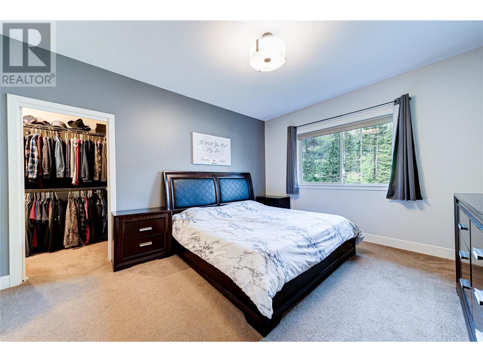 Photo 13 of 1327 Cherrywood Boulevard, Sparwood BC