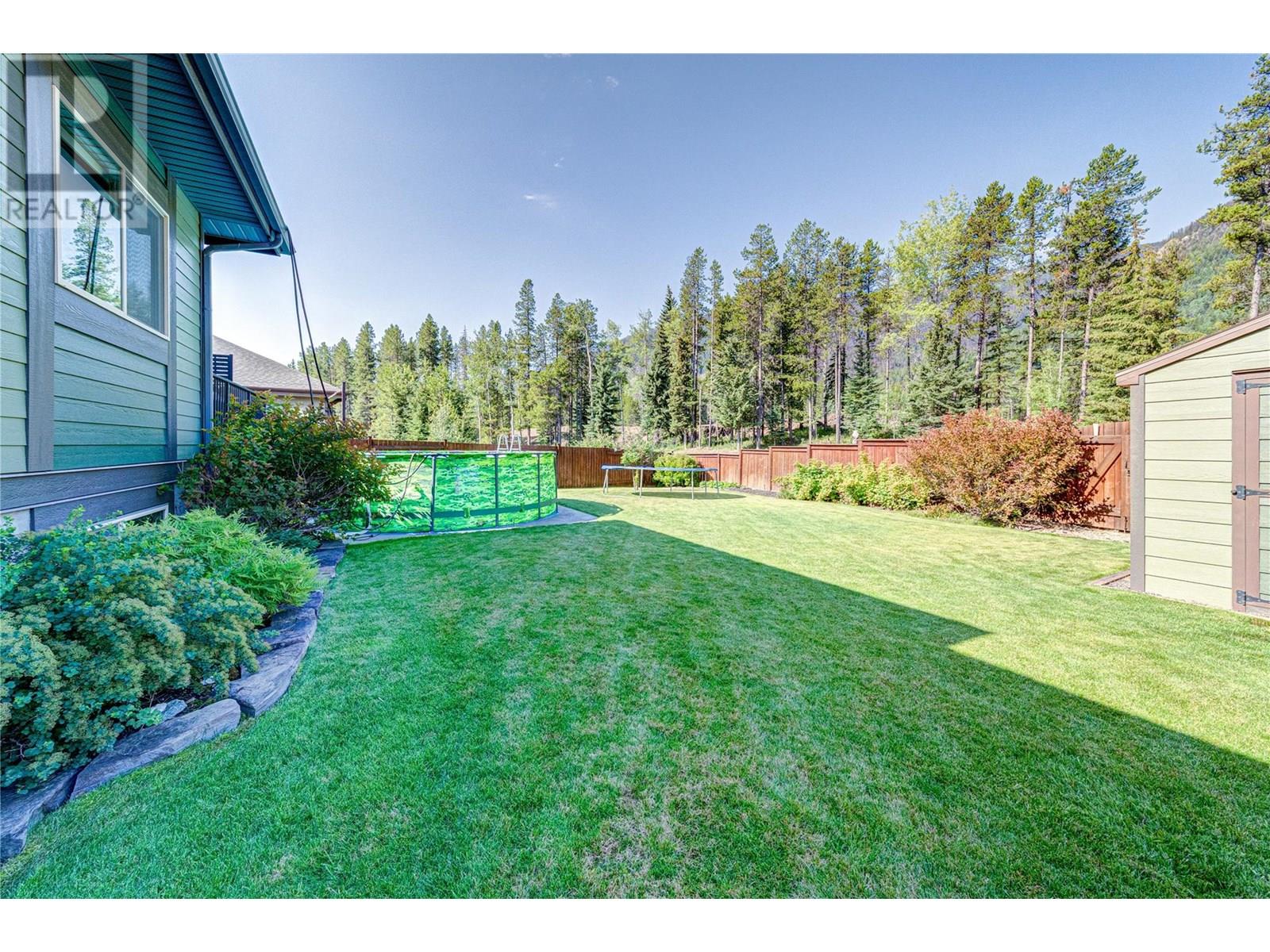 Photo 35 of 1327 Cherrywood Boulevard, Sparwood BC