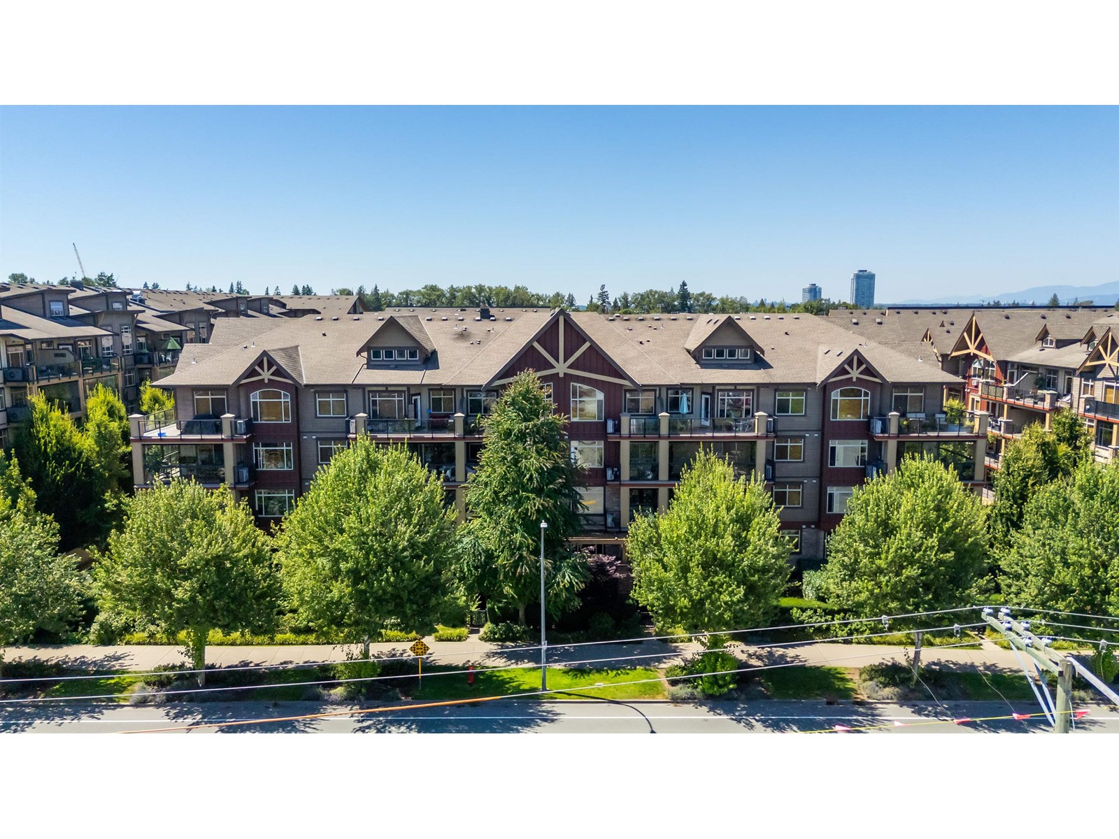 Photo 33 of 587 8288 207 A Street, Langley BC