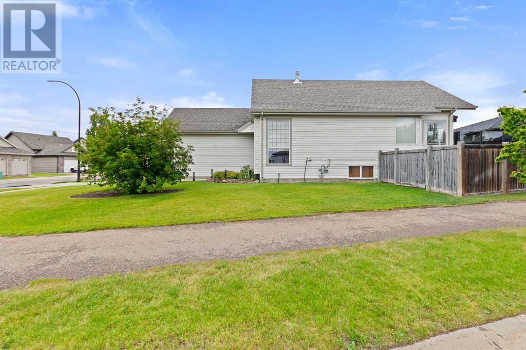 Photo 4 of 5217 15 Street, Lloydminster AB