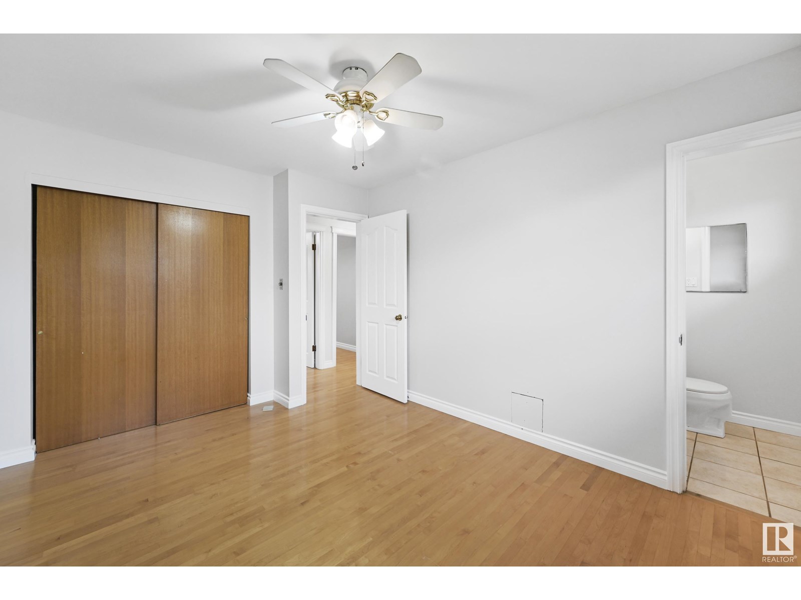 Photo 13 of 6803 149 A Av Nw, Edmonton AB