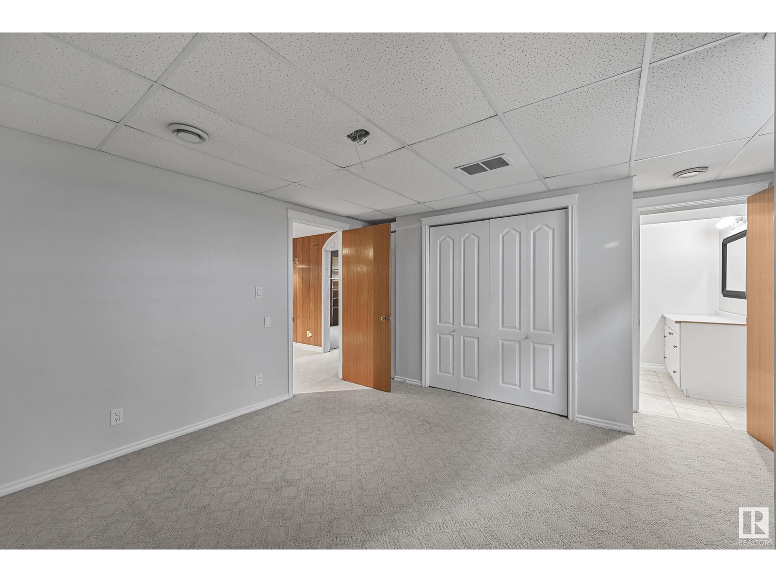 Photo 27 of 6803 149 A Av Nw, Edmonton AB