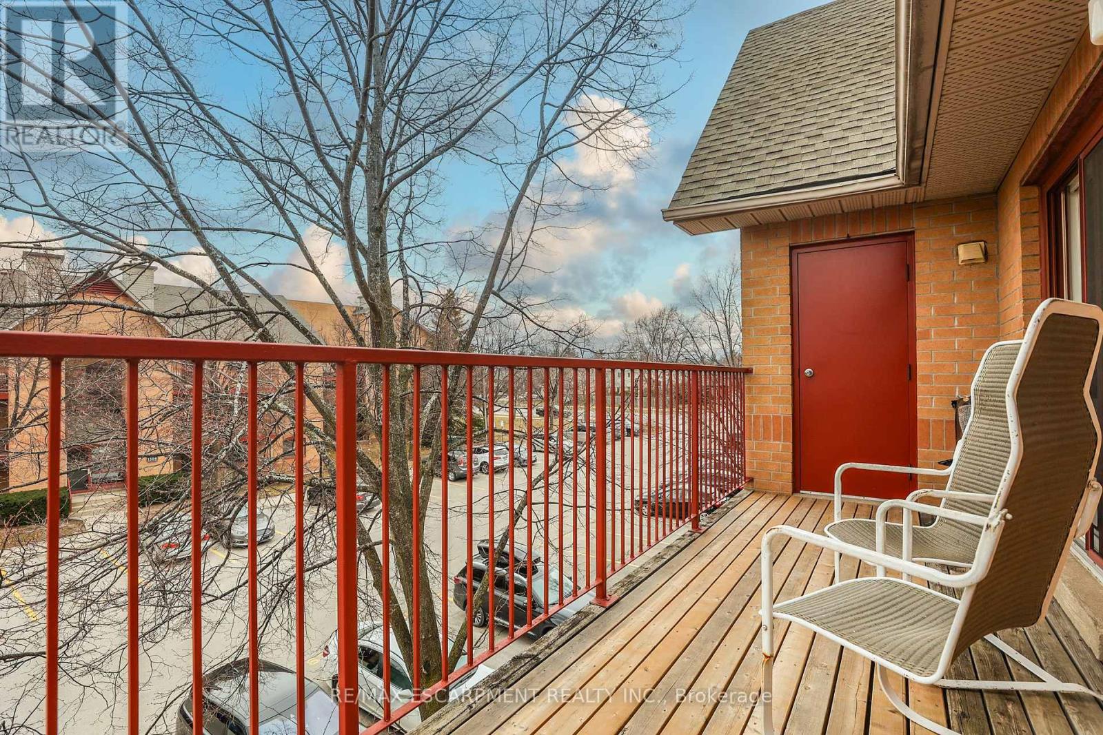 Photo 21 of 1732 1478 Pilgrims Way, Oakville ON