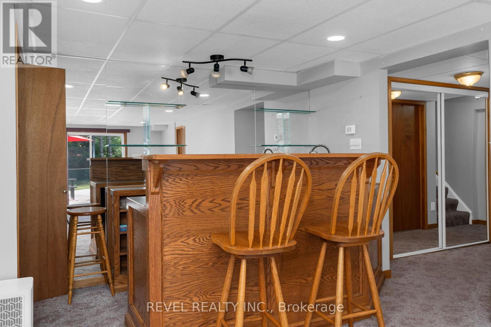 Photo 29 of 70 Lillian Crescent, Barrie ON