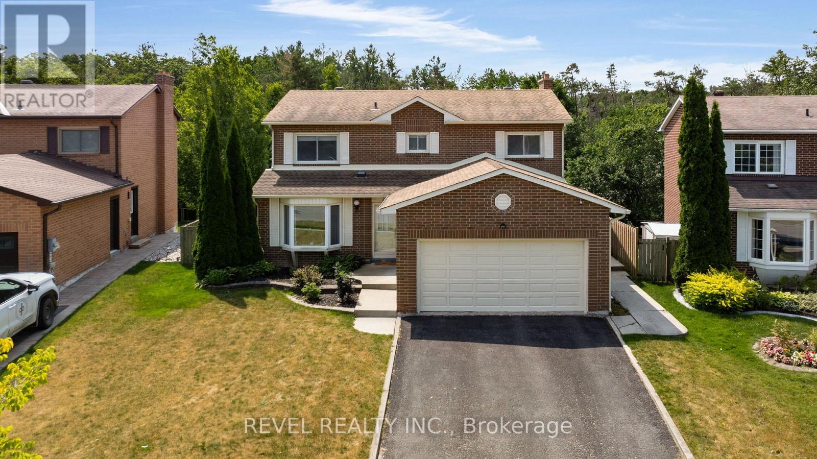 Photo 44 of 70 Lillian Crescent, Barrie ON