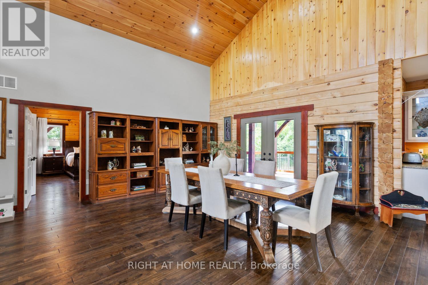 Photo 3 of 177 Ellwood Crescent, Trent Lakes ON