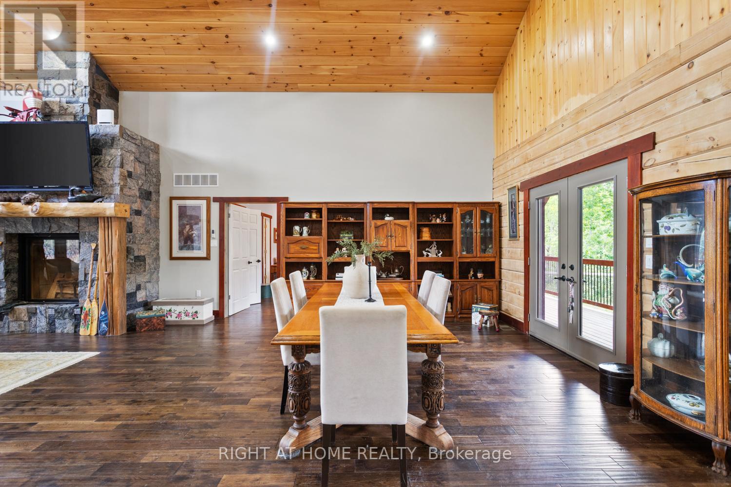 Photo 36 of 177 Ellwood Crescent, Trent Lakes ON