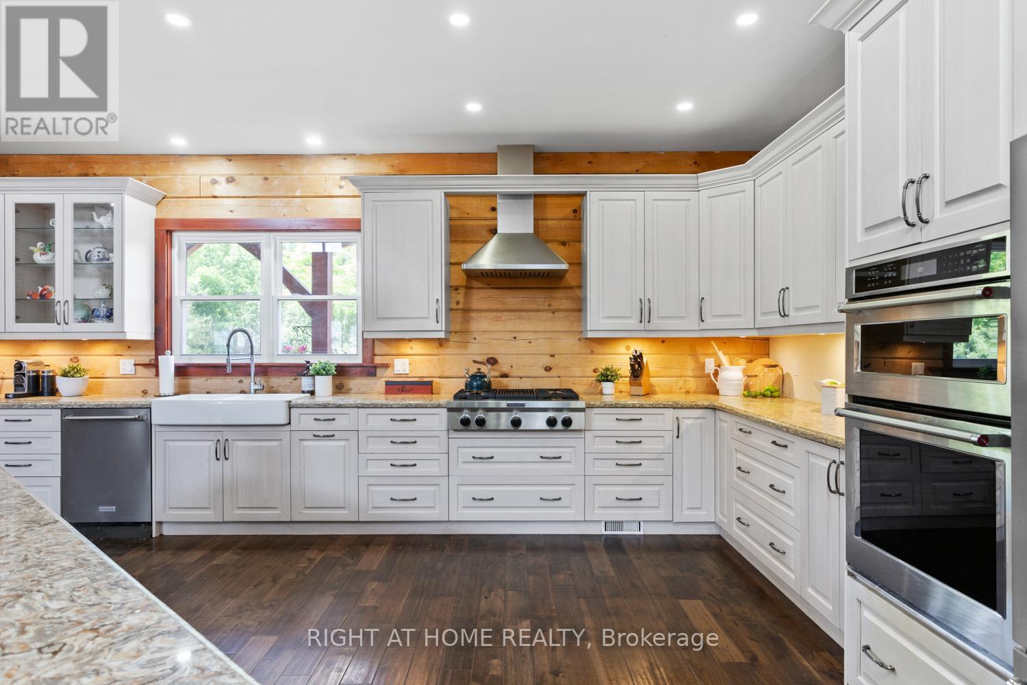 Photo 30 of 177 Ellwood Crescent, Trent Lakes ON