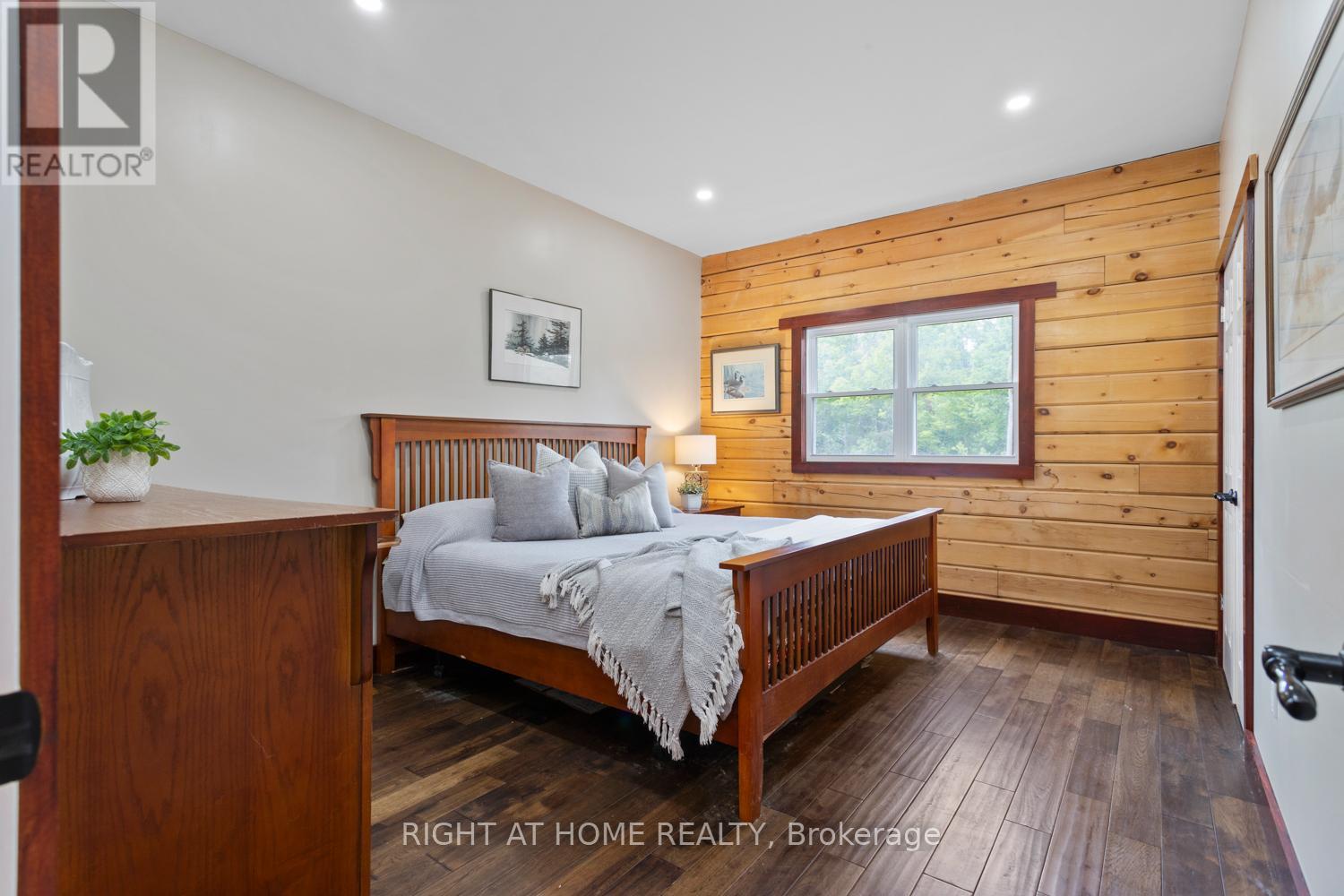 Photo 25 of 177 Ellwood Crescent, Trent Lakes ON