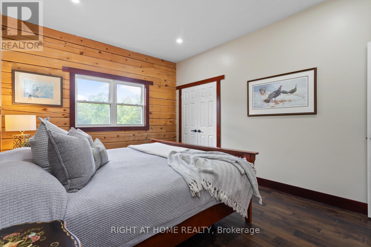 Photo 19 of 177 Ellwood Crescent, Trent Lakes ON