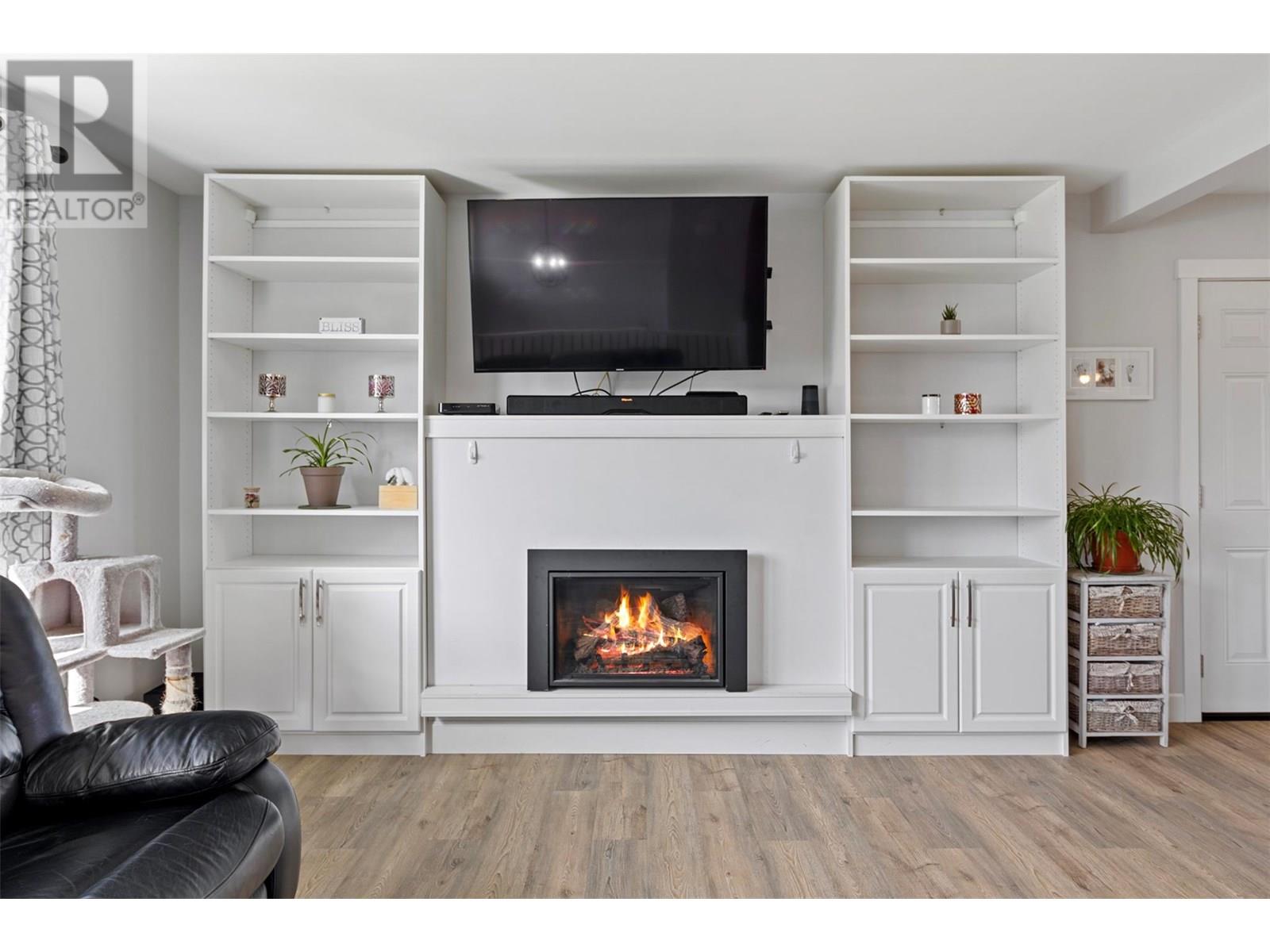 689 VALDES Drive, Kamloops