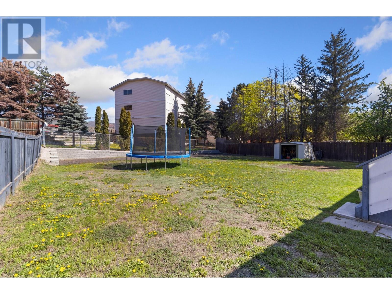 689 VALDES Drive, Kamloops