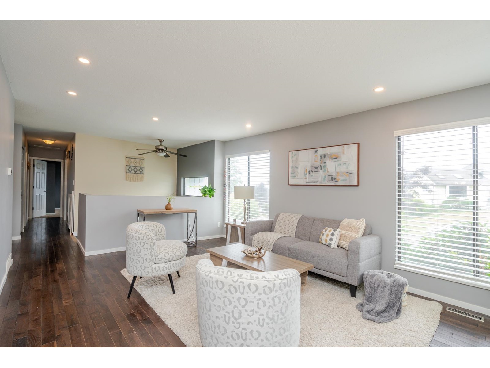 Photo 9 of 2842 Glenshiel Drive, Abbotsford BC
