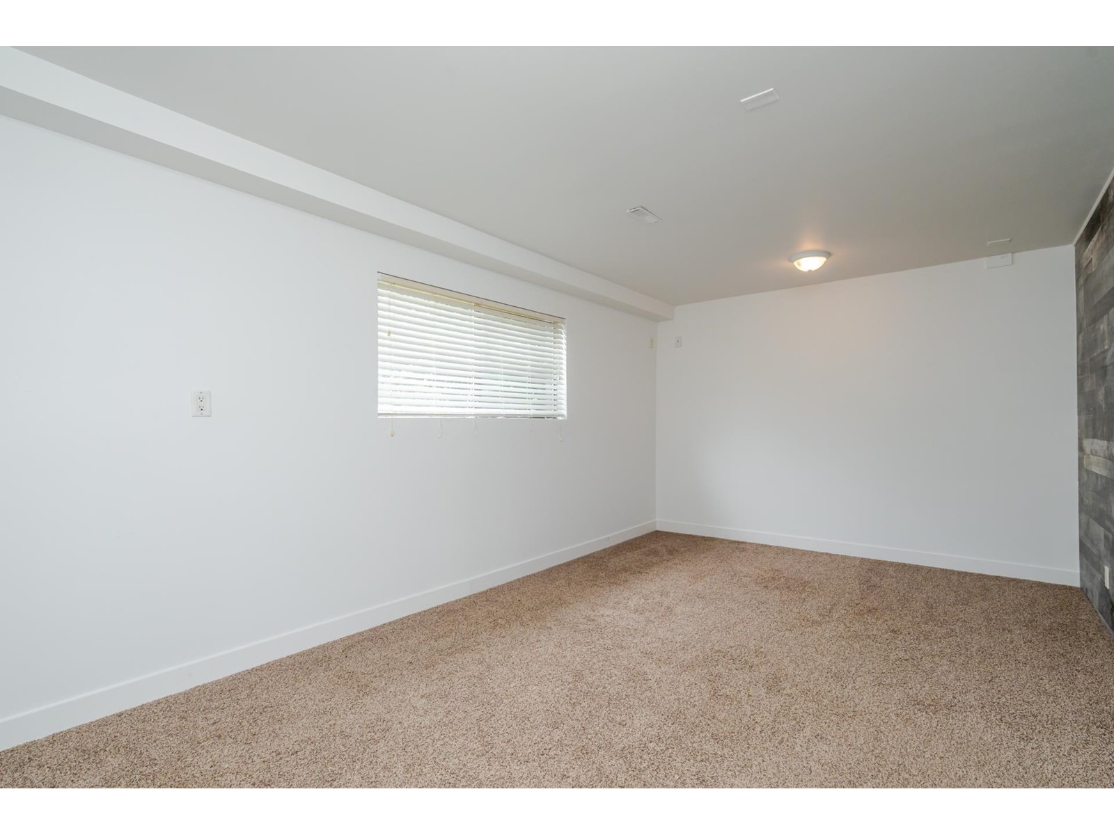 Photo 29 of 2842 Glenshiel Drive, Abbotsford BC