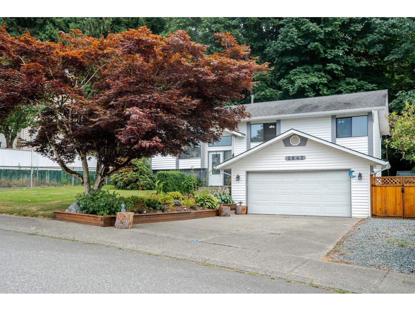 Photo 1 of 2842 Glenshiel Drive, Abbotsford BC