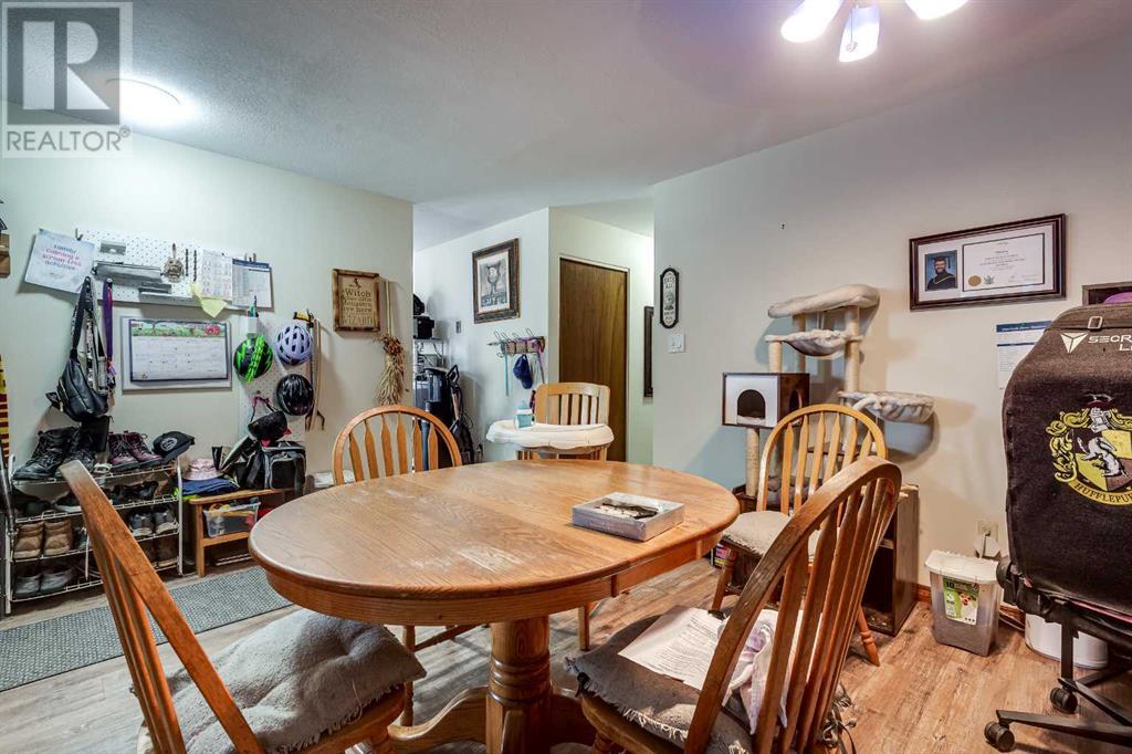 Photo 3 of 77 Eastman Crescent, Red Deer AB