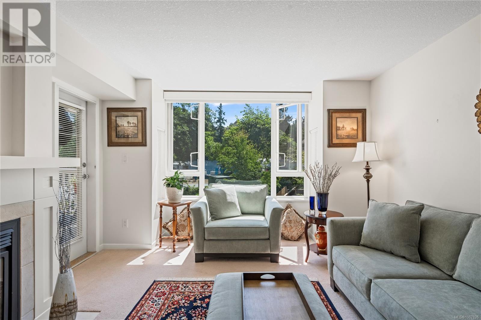 Photo 6 of 209 5685 Edgewater Lane, Nanaimo BC
