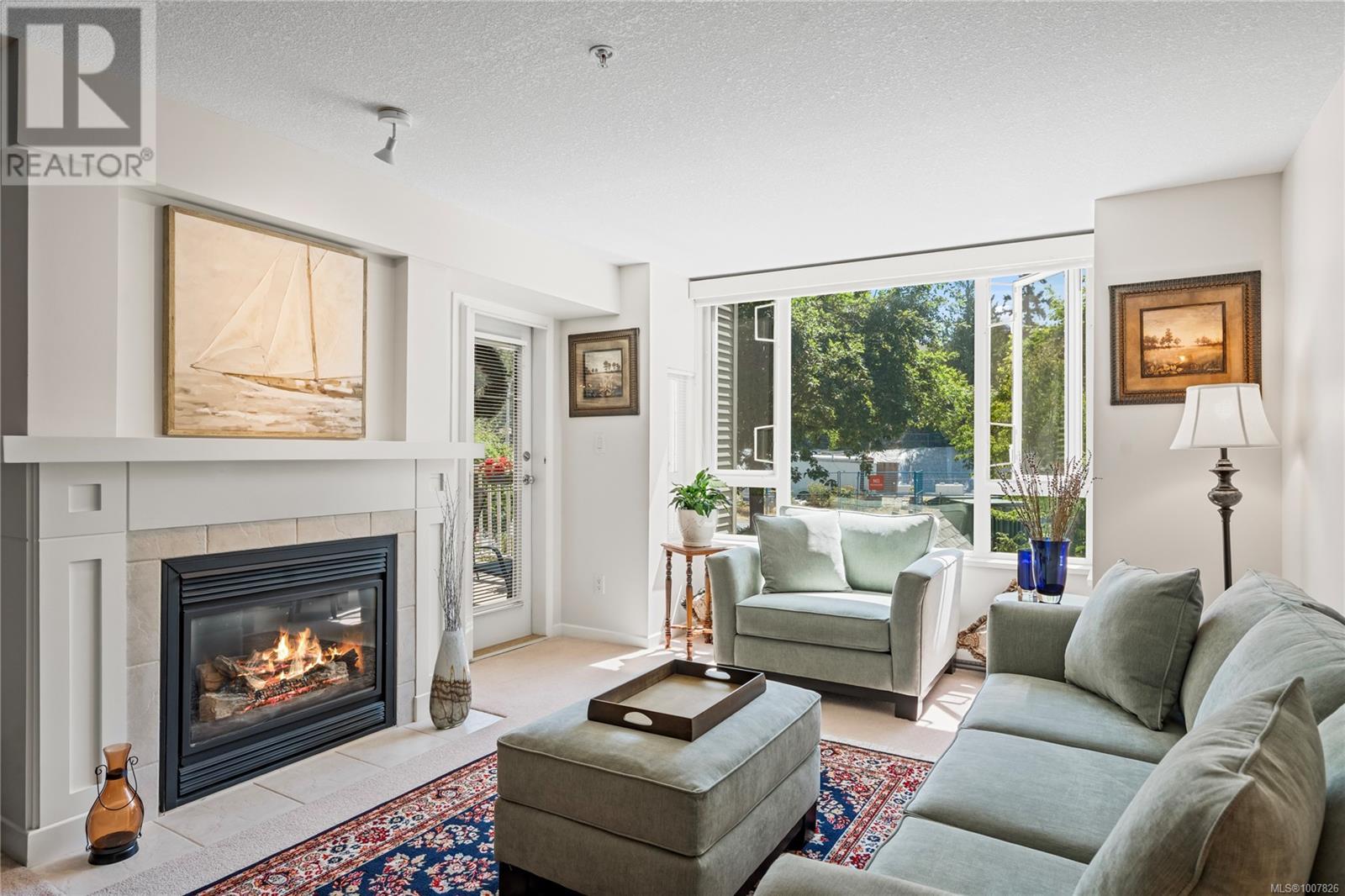 Photo 3 of 209 5685 Edgewater Lane, Nanaimo BC