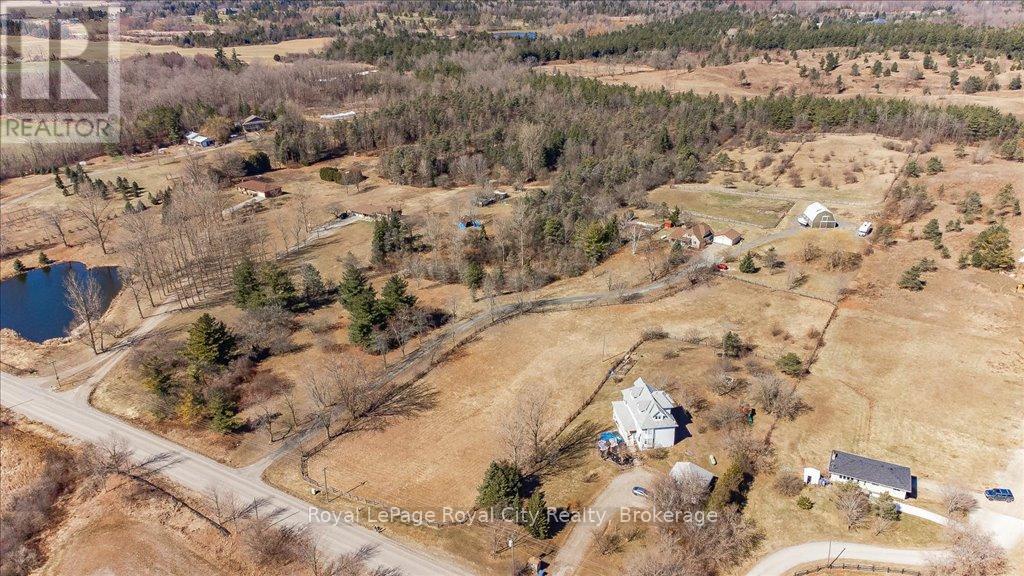Photo 2 of 344 Maltby Road E, Guelph ON