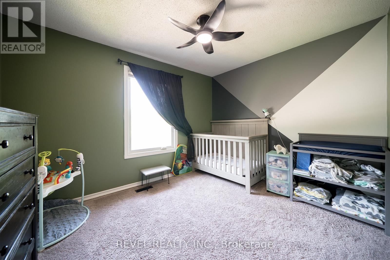 Photo 17 of 323 Brantwood Park Road, Brantford ON
