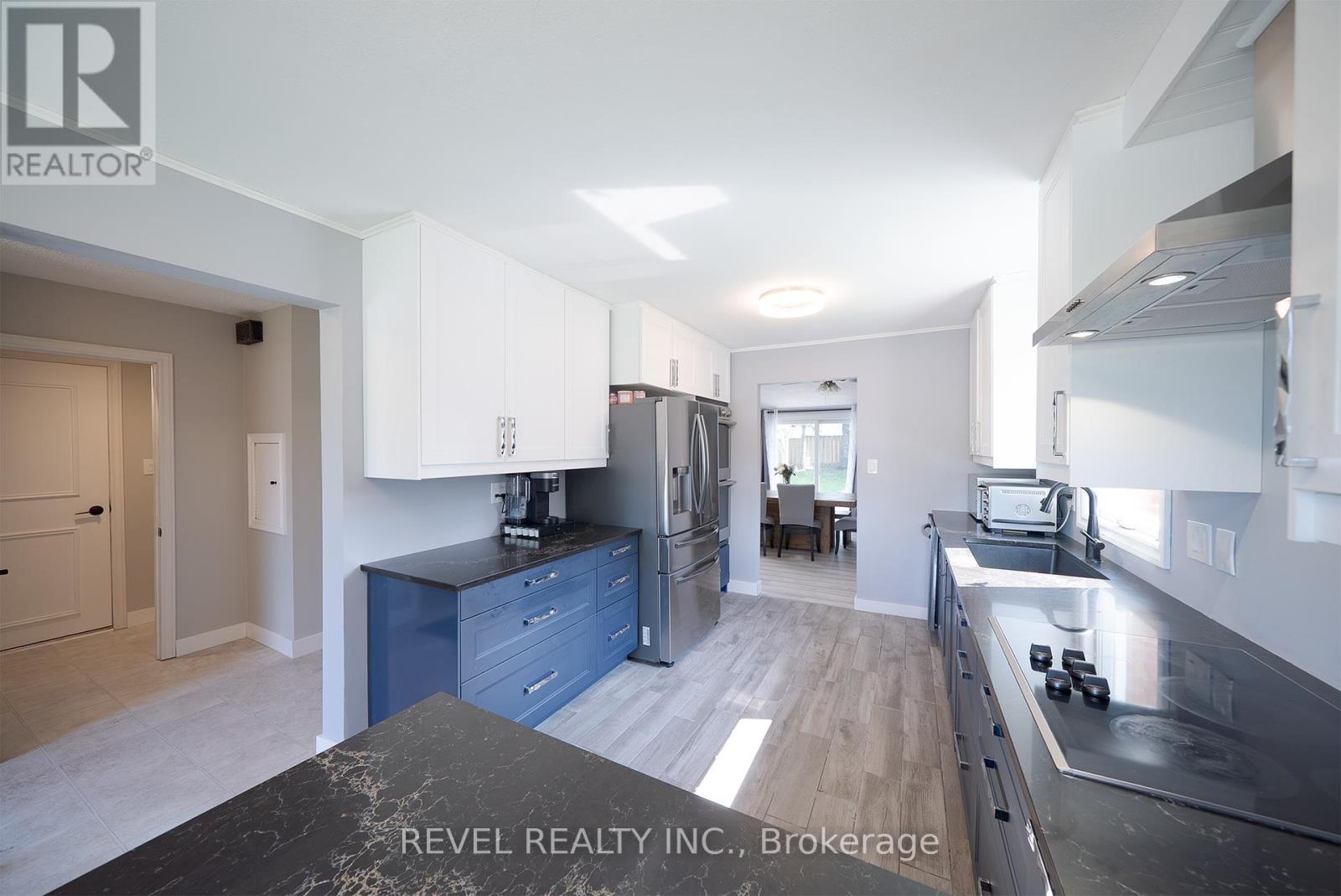 Photo 7 of 323 Brantwood Park Road, Brantford ON