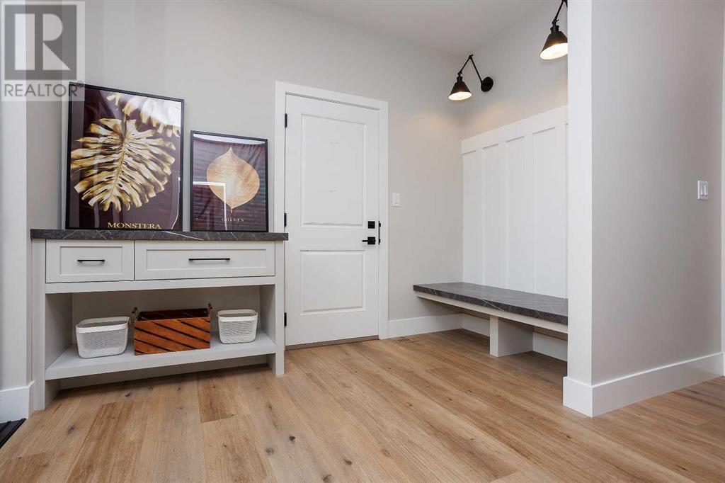Single Family House for Sale in  Emerald Drive Evergreen Red Deer 