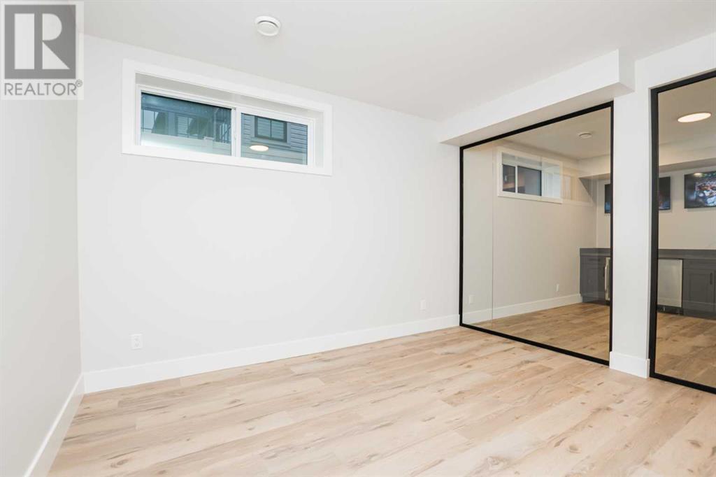 Single Family House for Sale in  Emerald Drive Evergreen Red Deer 