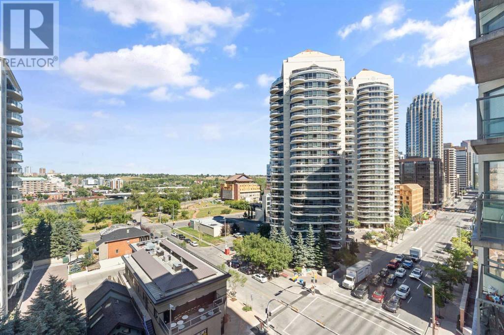 Single Family House for Sale in    Avenue SW Downtown West End Calgary 