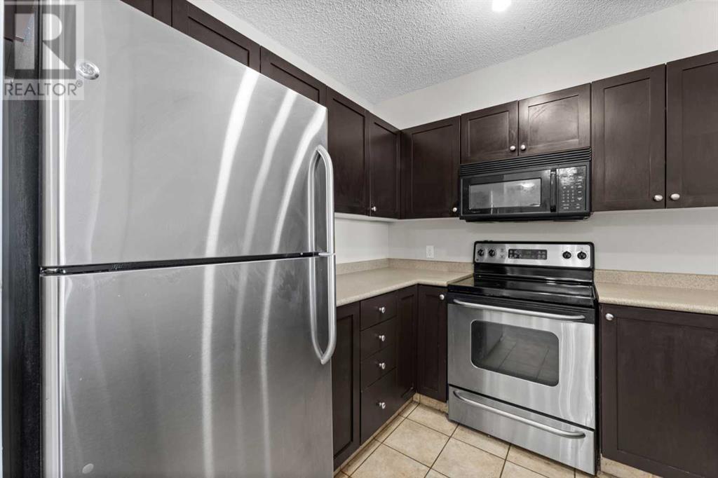 Single Family House for Sale in    Avenue SW Downtown West End Calgary 