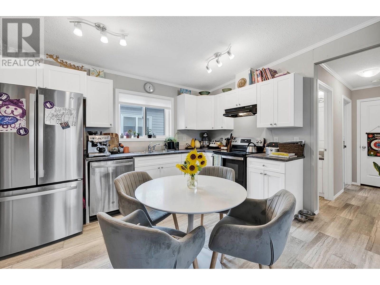 Photo 9 of 235 Aylmer Road Unit 3, Chase BC