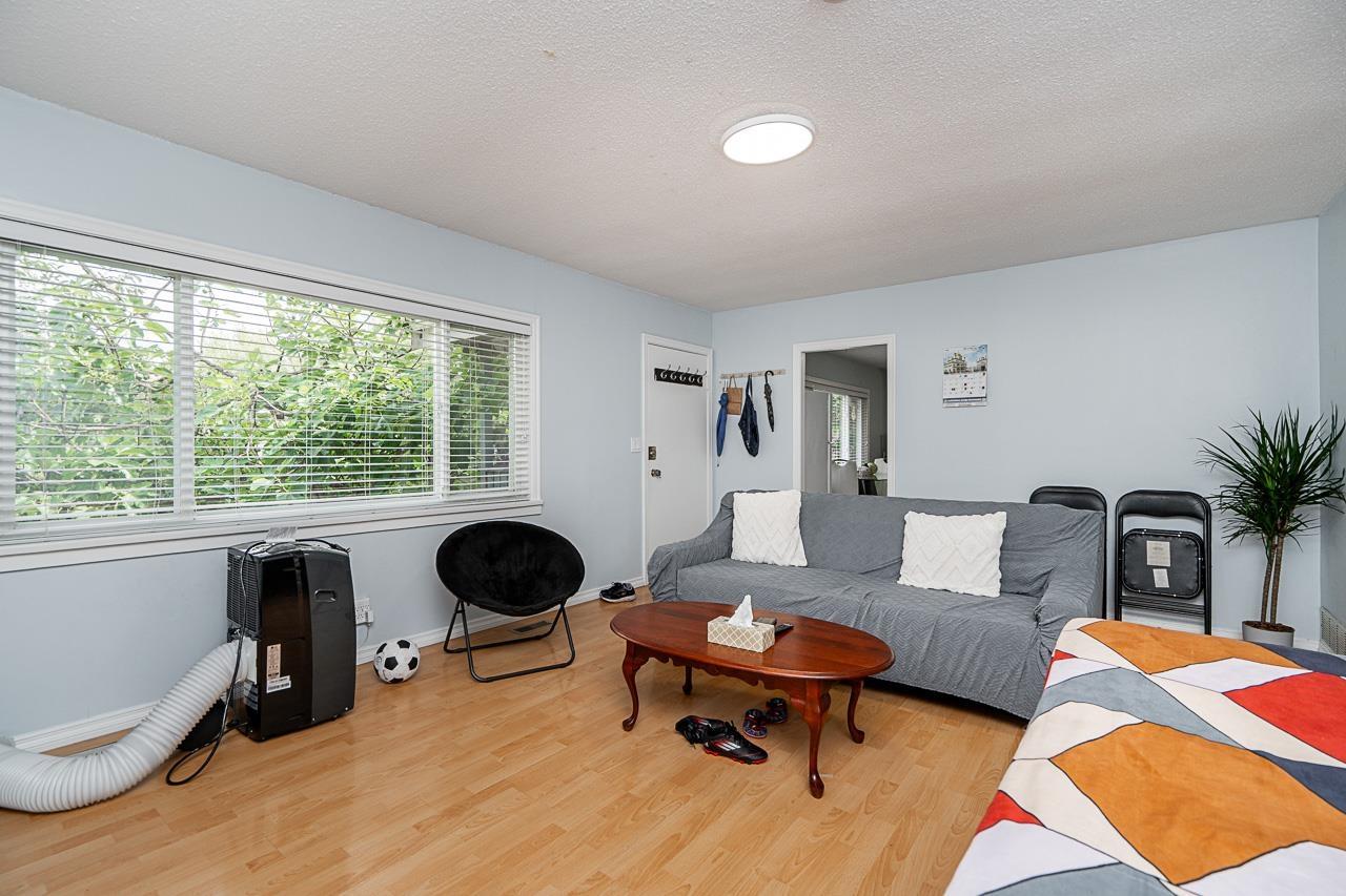 Photo 4 of 8543 144 Street, Surrey BC