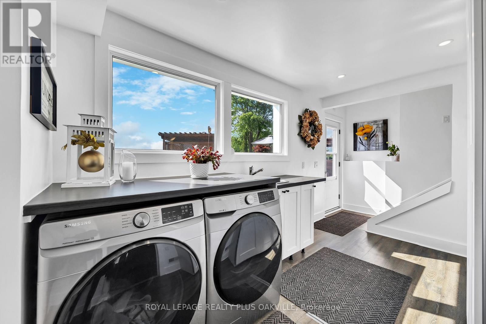 Photo 36 of 322 Russ Road, Grimsby ON