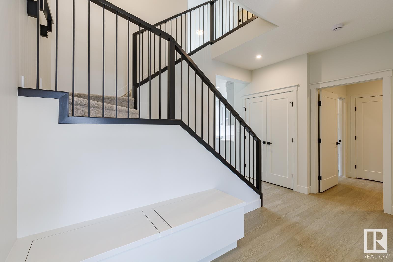 Photo 20 of 6235 175 Av Nw, Edmonton AB