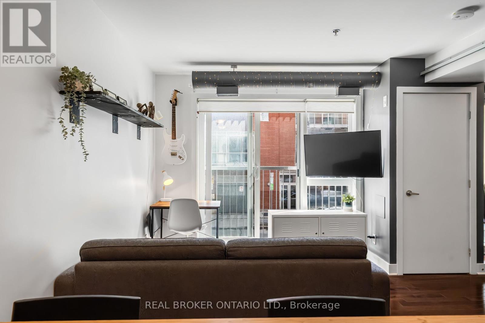 Photo 1 of 102 360 Cumberland Street, Ottawa ON