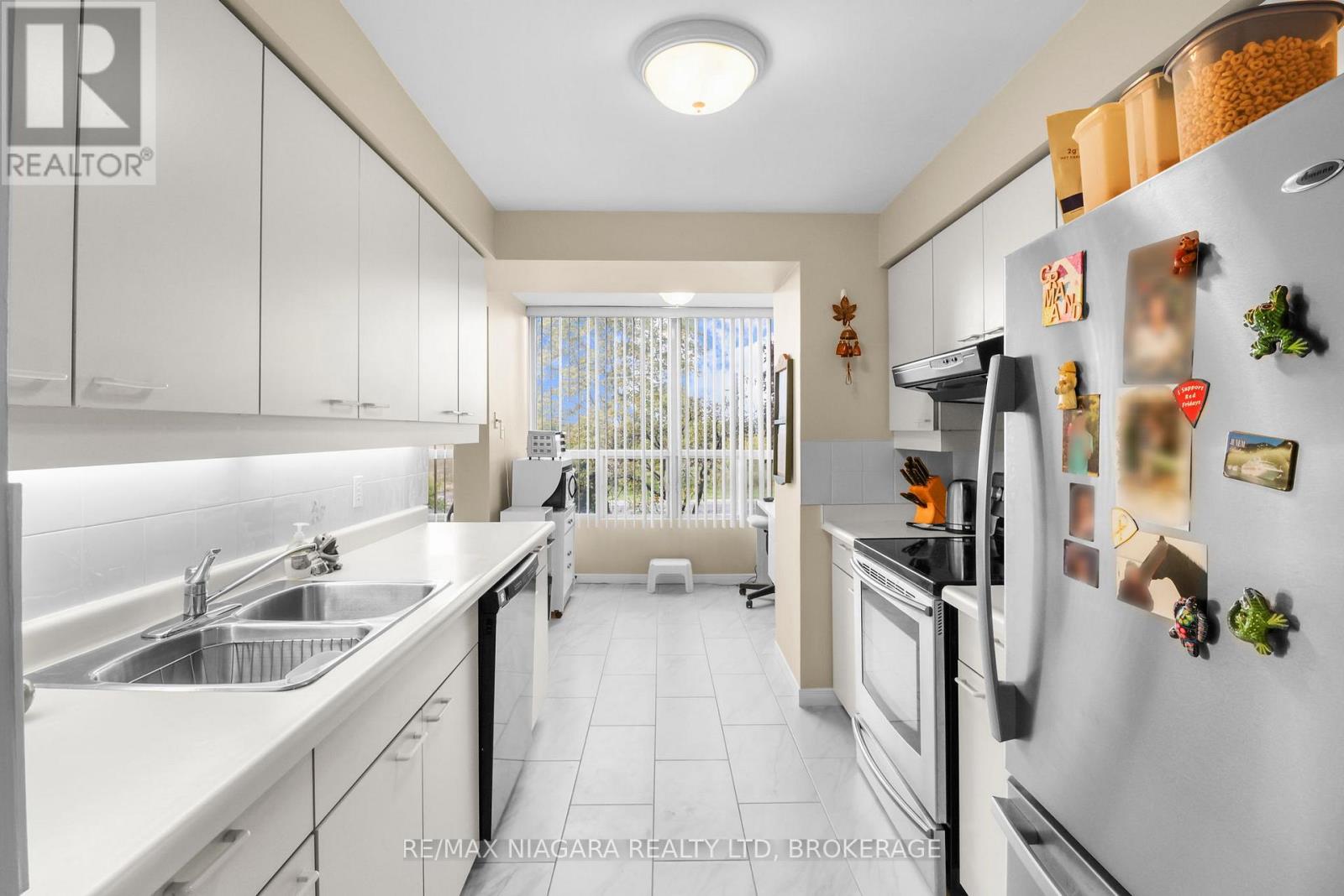 Photo 14 of 303 5100 Dorchester Road, Niagara Falls ON