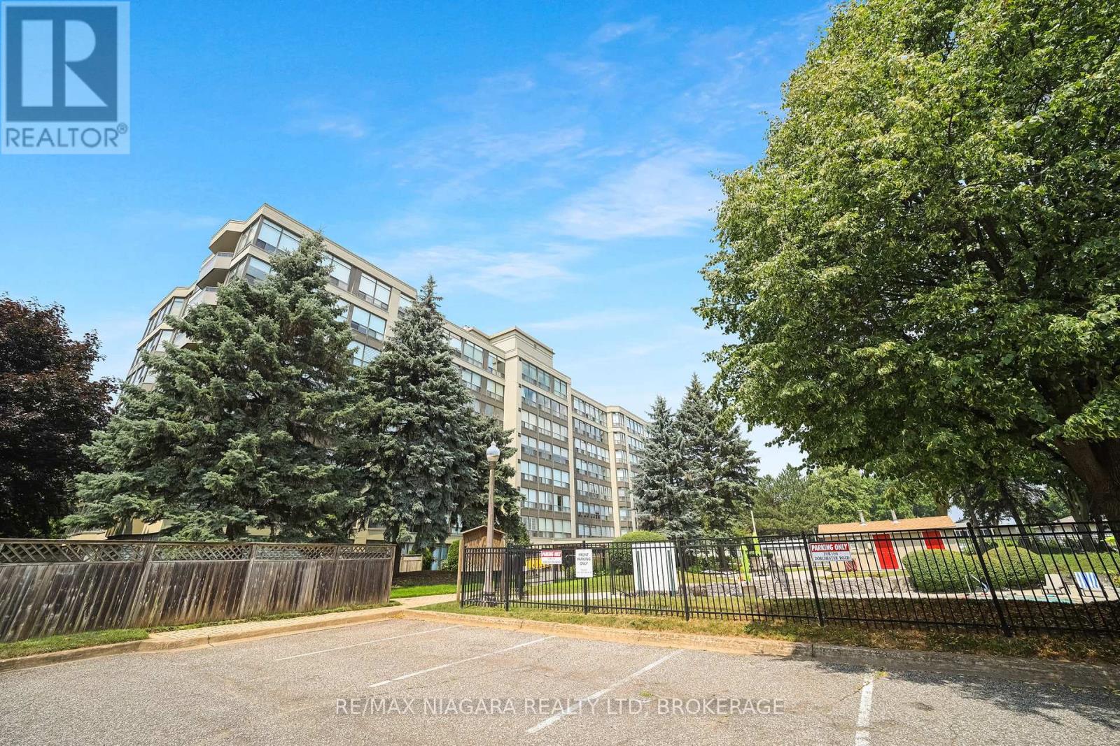 Photo 29 of 303 5100 Dorchester Road, Niagara Falls ON