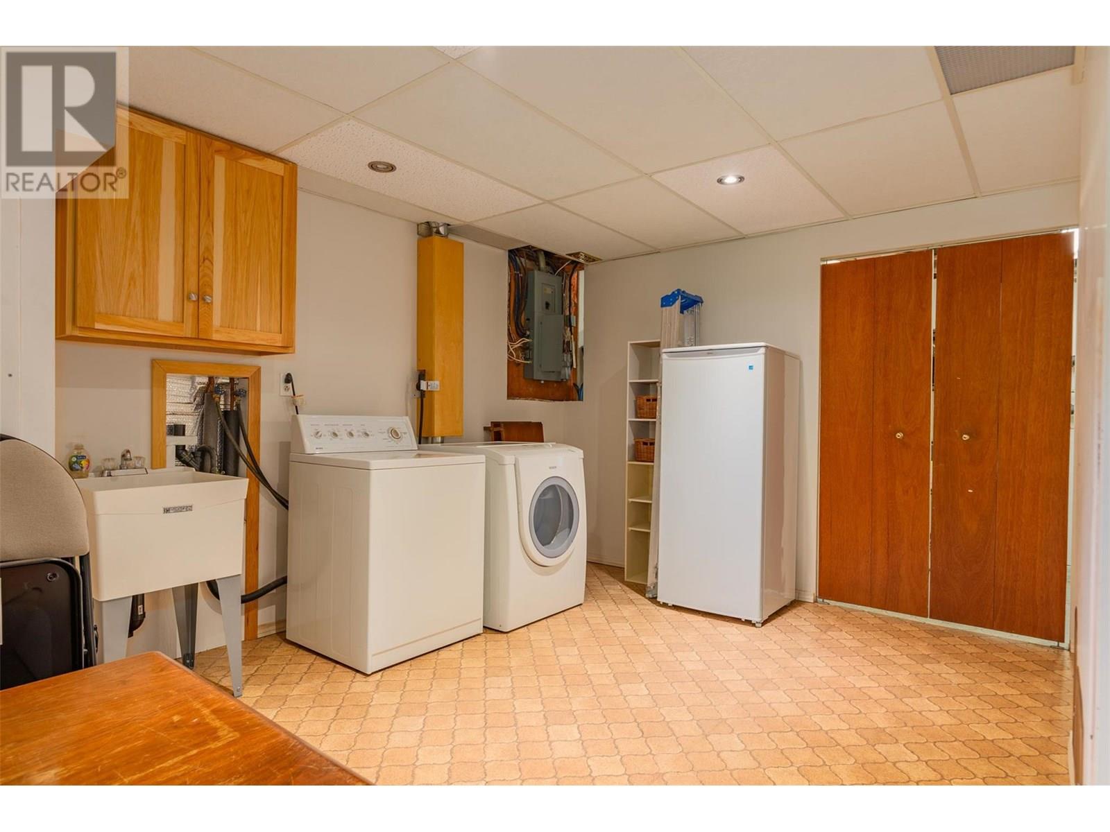 Photo 21 of 2707 Maple Crescent, Rossland BC